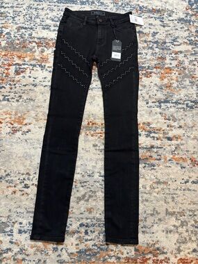 Women's Black Stud-Accent Slim Jeans